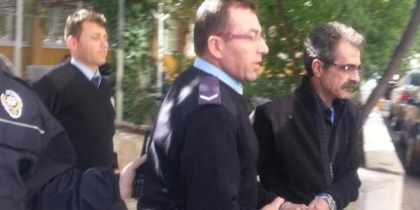 Öfkeli kiracı, ev sahibini bıçakladı