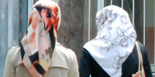 Başörtü özgürlüğü kamu çalışanlarını mutlu etti