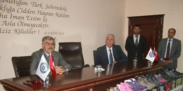 KİTSO'dan ilk ve ortaokullara ayakkabı yardımı