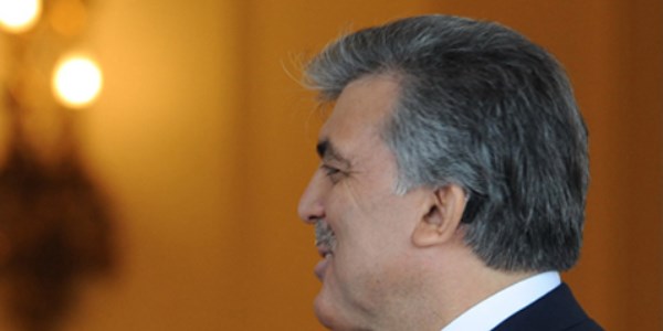 Gül'ün işitme cihazı ilk kez görüntülendi