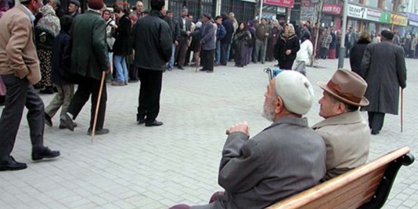 Emeklilerin maaş beklentisi boşa çıktı