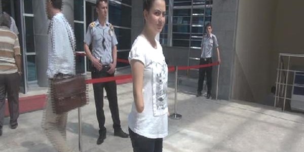 Liseli Büşra kol ve bacaklarını neden kaybetti?