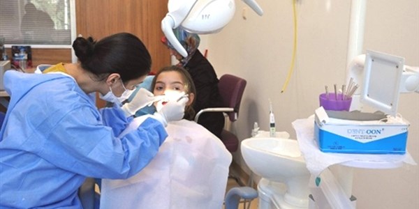 Diş tedavisi olanların yıllık sayısı Zonguldak şehir merkezi nüfusunu geçti