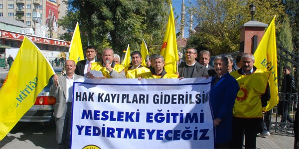 Öğretmenlerden mesleki eğitim talebi