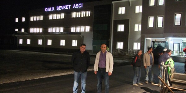Fakültede gece mesaisi