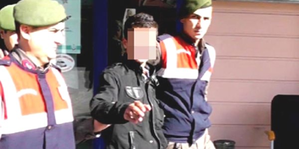16 yaşındaki çocuğun otobüsteki uyku yastığından esrar çıktı