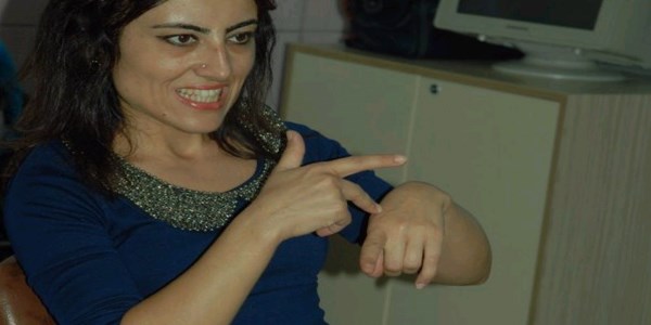 İşitme engelliler okuma yazma öğrendi