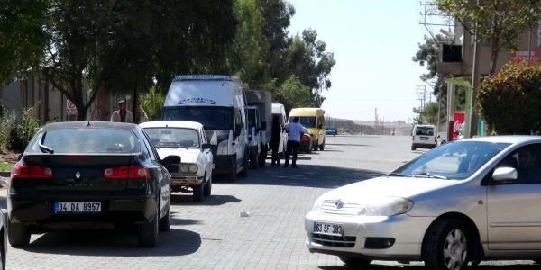 Ceylanpınar sınır kapısına beton blok yerleştirildi