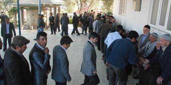 Aydın'da geleneksel bayramlaşmalar devam ediyor
