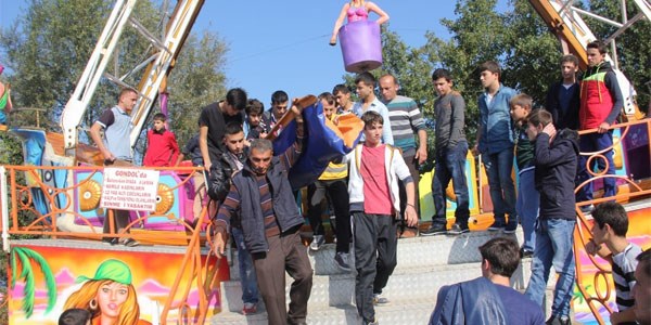 Bindiği gondolda hastanelik oldu