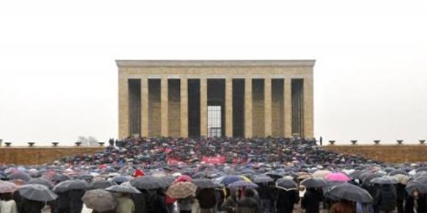 Astsubaylar Anıtkabir'e yürüyecek