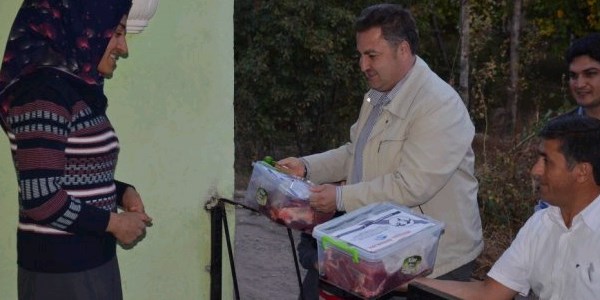 Iğdır'da 3 bin aileye kurban eti yardımı