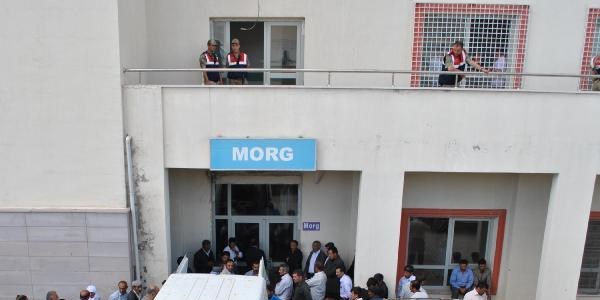Doğubayazıt'ta minibüse ateş açıldı: 1 ölü, 3 yaralı