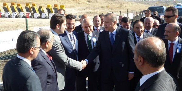 Türkiye'nin en büyük hastanesinin temeli atıldı