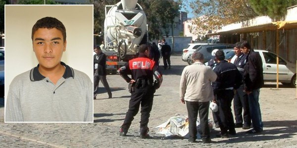 Liseli genç beton mikserinin altında kaldı