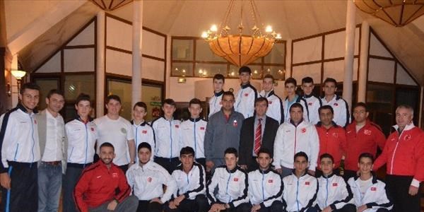 Tekmeleriyle dünyayı fethedecekler