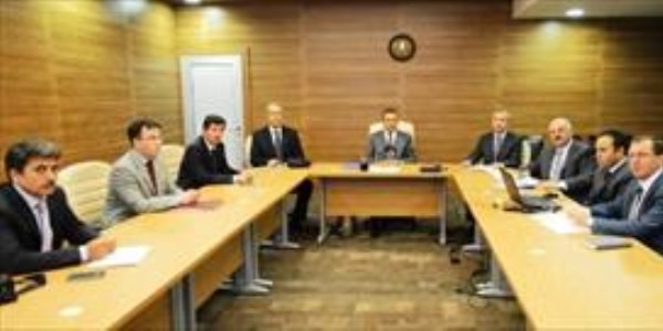 Denizli'de eğitim yatırımları değerlendirildi