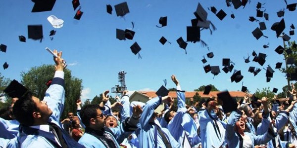 200 bin üniversite öğrencisine af geliyor