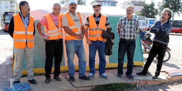 İşten atılan taşeron işçiler 'direniş çadırı' kurdu