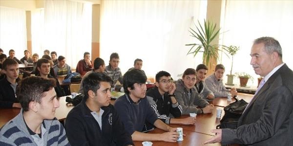 Demirtaş: Sanat ve meslek okulları desteklenmeli