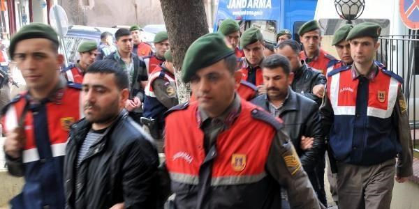 Polis ve askerlerin de bulunduğu çeteye rekor cezalar istendi