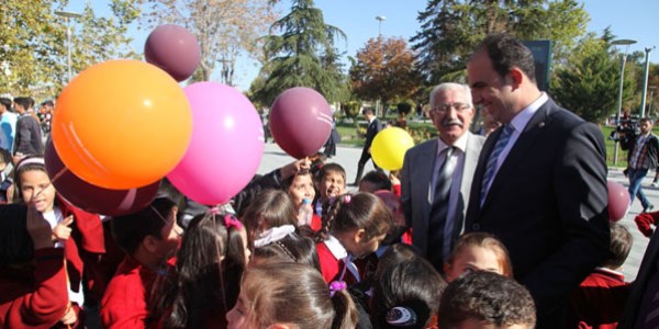 10 bin balonla mesaj