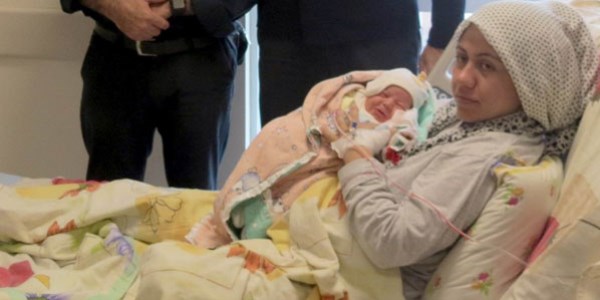 Erdek Devlet Hastanesi'nde ilk doğum