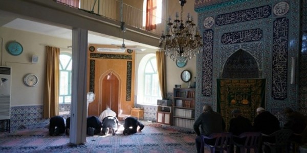 42 yıllık cami mihrabı yanlış diye yıkılacak