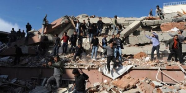 Savcı: Van'da yıkılan her bina için soruşturma açıldı