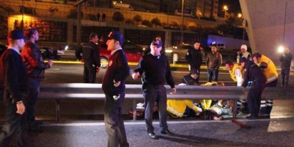 Genç motosikletçi aşırı hız kurbanı oldu