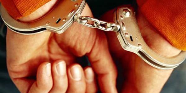 Annesinin sevgilisini öldüren zanlı yakalandı