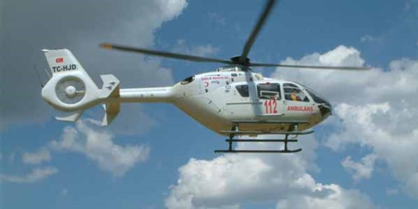 Ambulans helikopter prematüre ikizler için uçtu