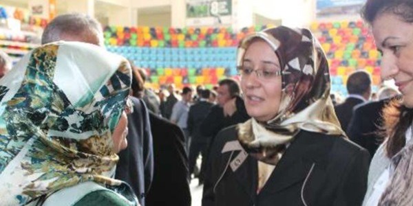 3 milletvekili Meclise başörtülü girecek