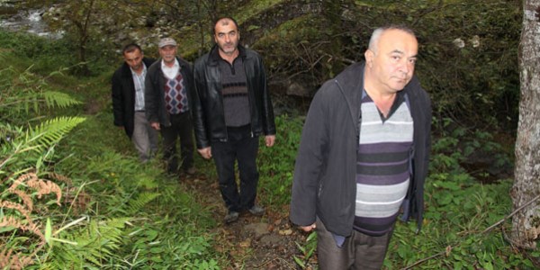 Giresun'da köylülerin yol çilesi