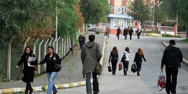 Erzurum'da erkek öğrencilere ev yok