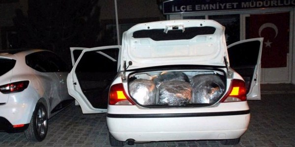 Sivas'ta 35 kilo esrar ele geçirildi
