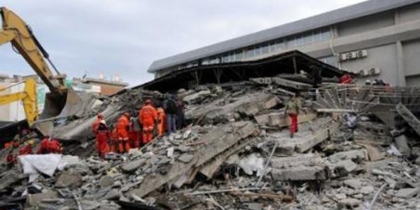 Depremde ölenin eşi ve çocuklarına 20 bin lira tazminat