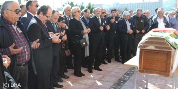Beyin kanamasından ölen Profesöre hüzünlü veda