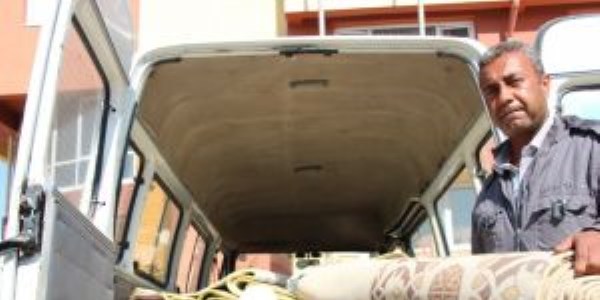 Alaşehir polisi halı hırsızlarını iki saatte yakaladı