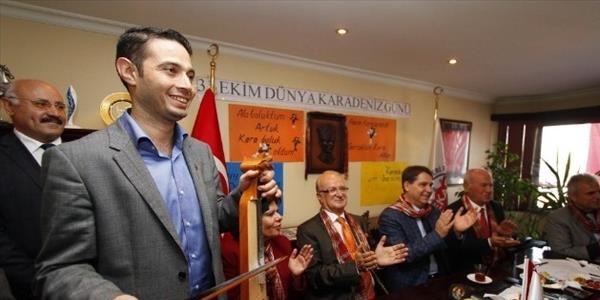 Karadenizliler, Guinness in zmir'de horon tepecek