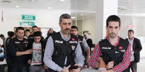 Çıplak şantaj iddiasına 6 gözaltı
