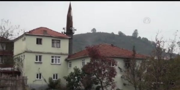 45 yıl yanlış yönde namaz kılmışlar