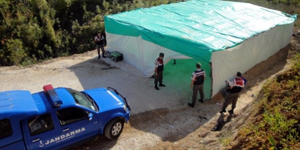 Ormanlık alanda kurulan çadıra 'tombala' baskını