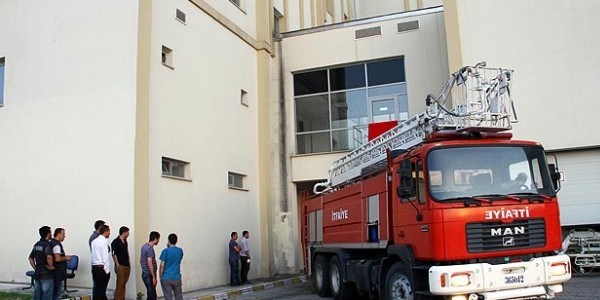 stanbul'da hastane yangn