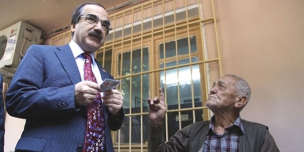 Dilence Vali'yi tanımayınca : 'beni evlatlık al' dedi