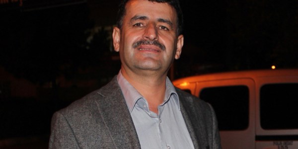 Hırsızlar, aday adaylığını engelledi