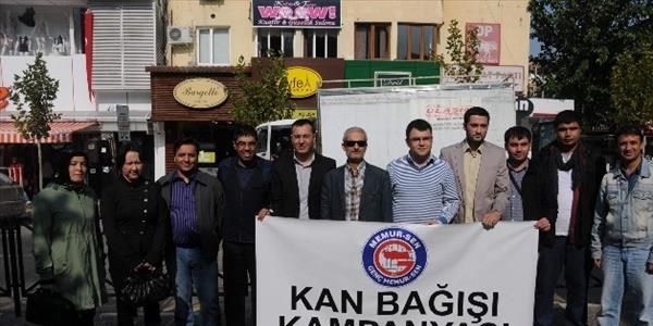 Genç Memur-Sen'den kan bağış kampanyası