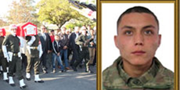 Kaza kurşunuyla şehit olan er toprağa verildi