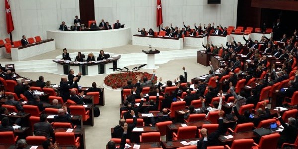 Anayasa değişikliği yanıtı Perşembe günü