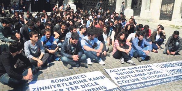 Öğrenci ne yapsa suç!